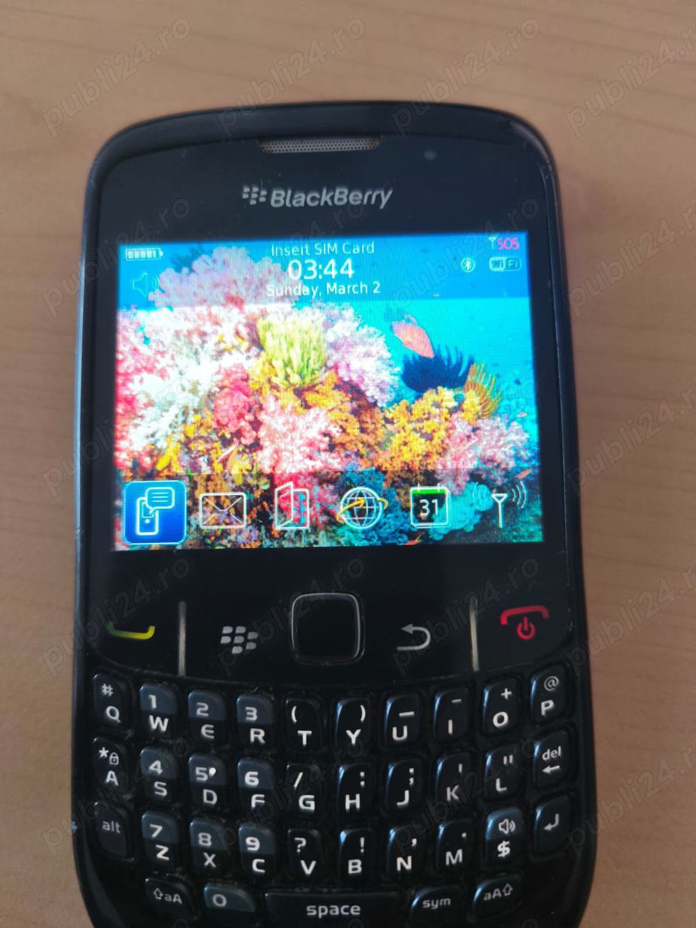 BlackBerry 8520
