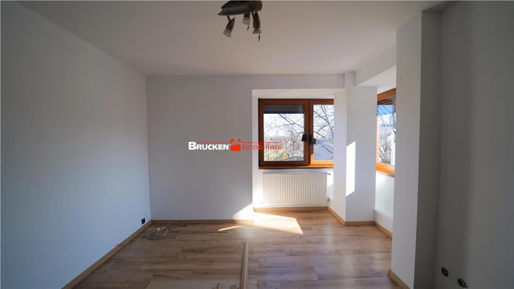 APARTAMENT 4 CAMERE | CENTRU CIVIC