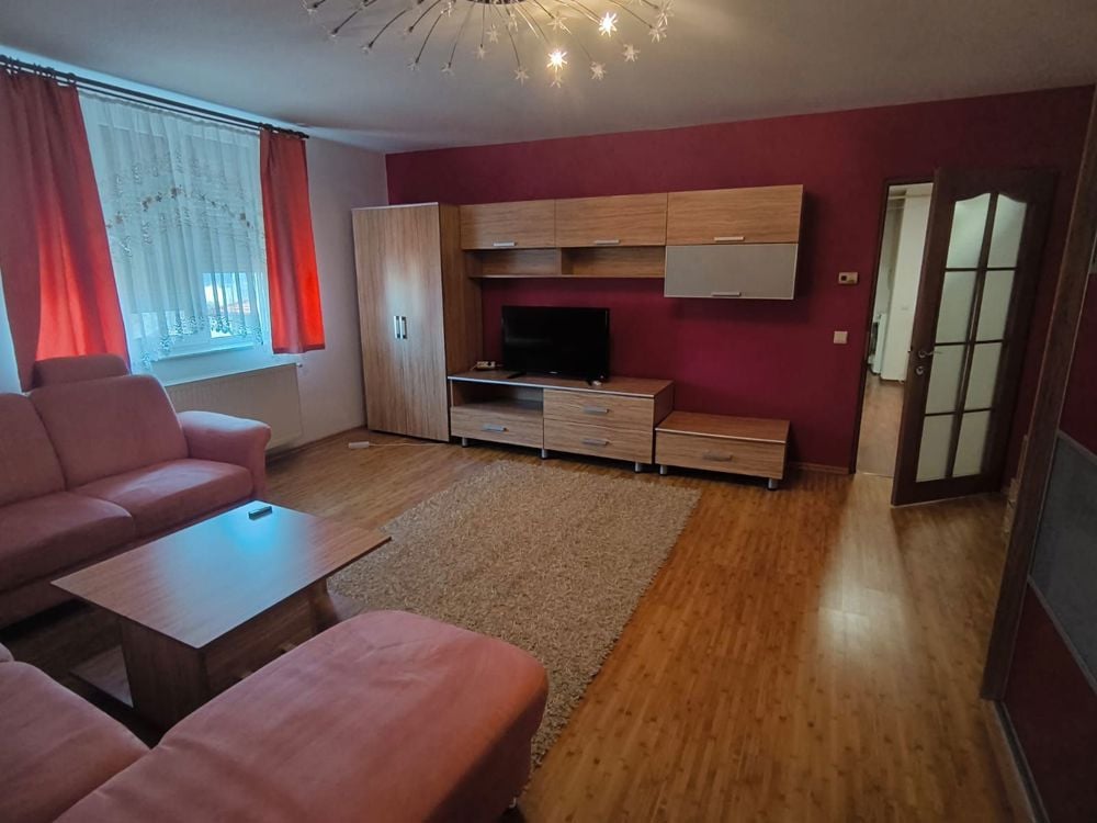 Apartament 2 camere Zona Pietonala