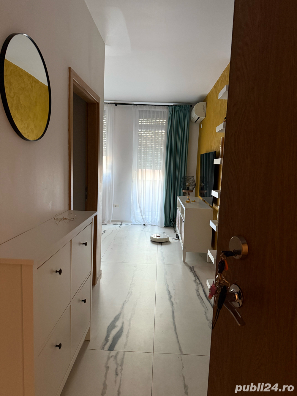 inchiriez apartament doua camere