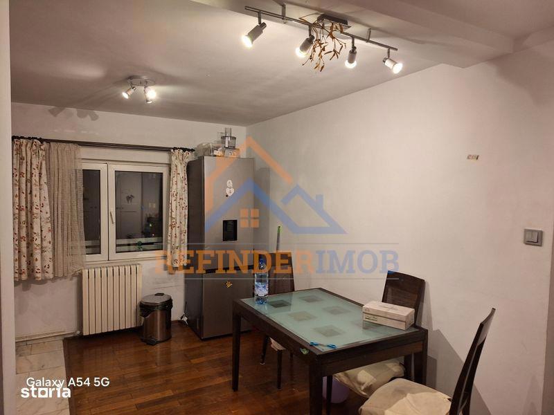 Vanzare apartament 3 camere zona Timpuri Noi - Nerva Traian