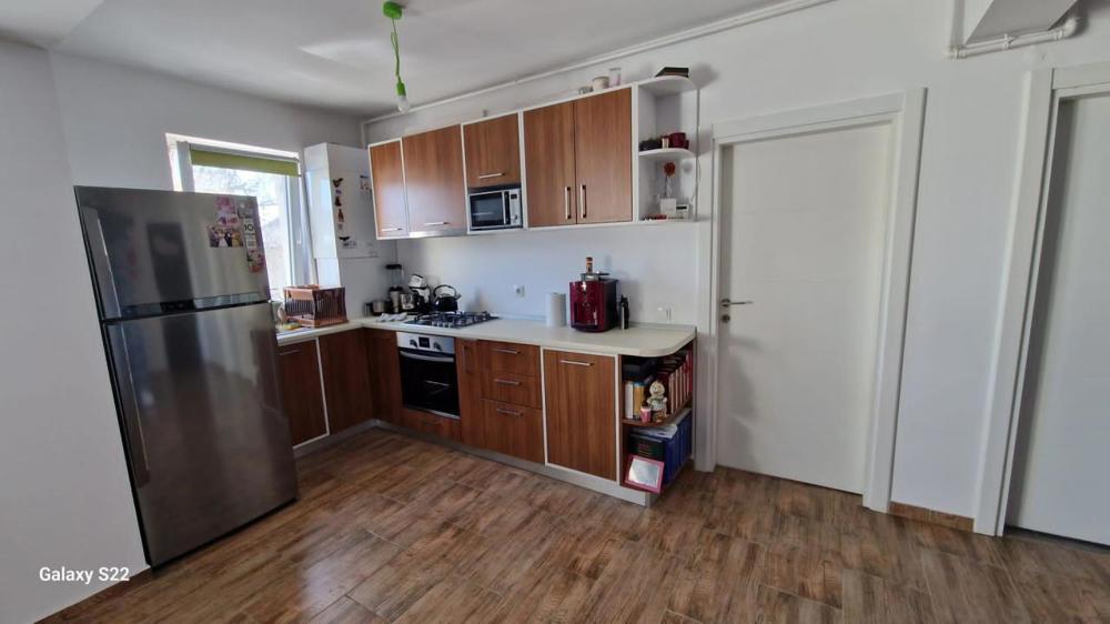 Apartament 2 camere cu loc de parcare si centrala in Pallady