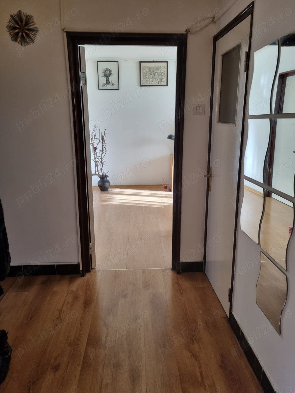 Apartament 4 camere - Titan - Poarta 4