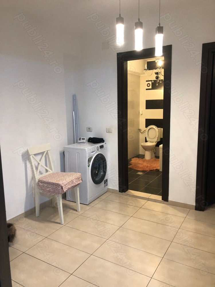 Închiriez apartament