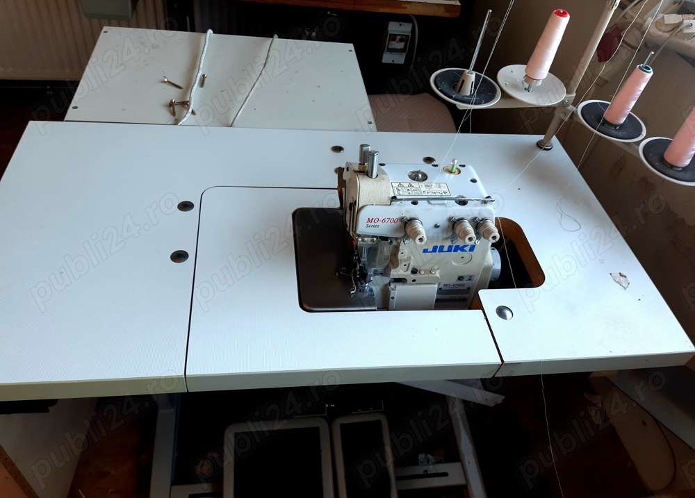 Masina surfilat 1 ac 3 fire JUKI MO-6704S