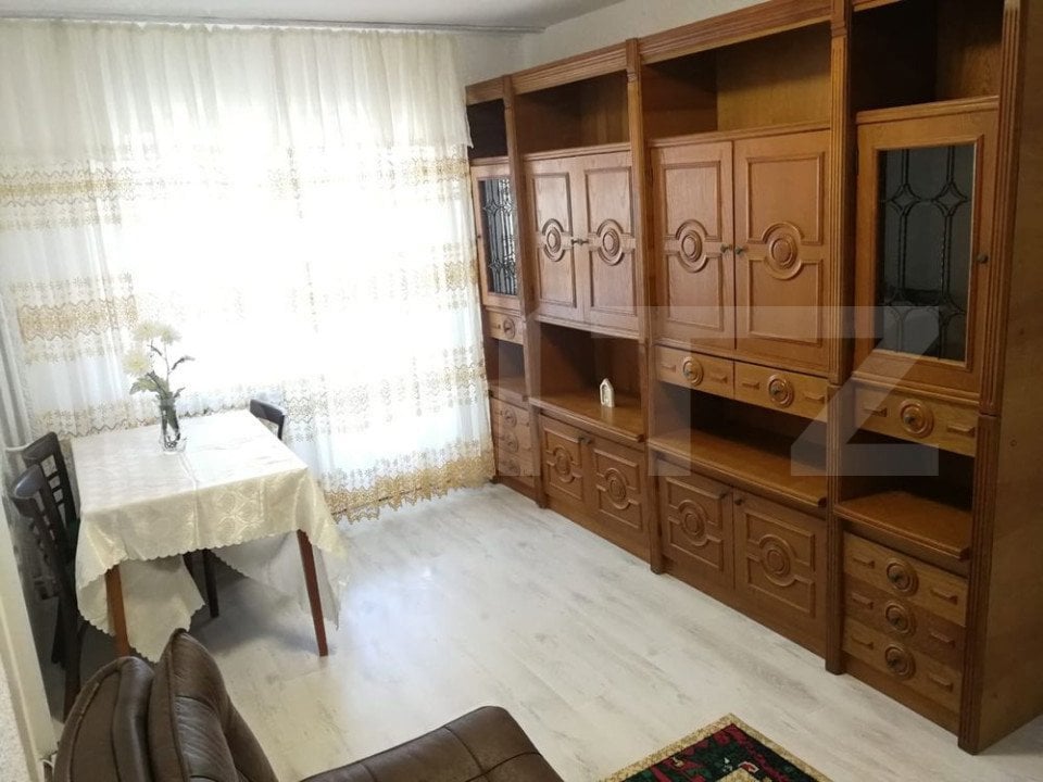 Apartament cu 2 camere, 40 mp, zona Piata Mica, George Enescu