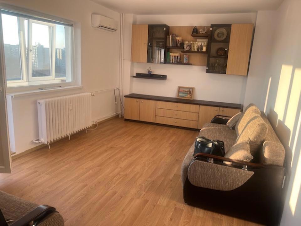 Apartament 4 camere Vergului- Spitalul Malaxa. 