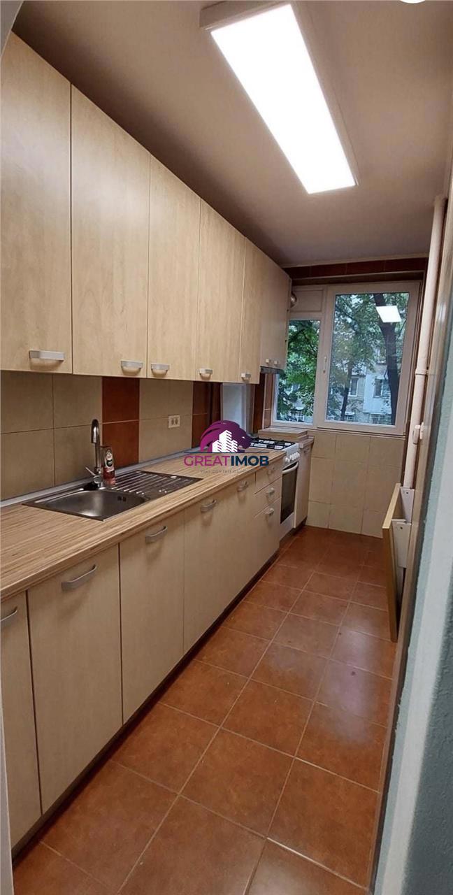 Apartament 3 camere de închiriat Drumul Taberei Agent Alex of.2