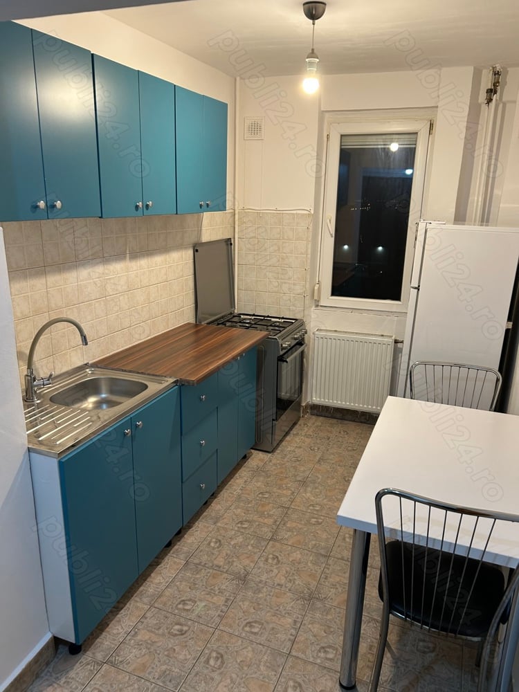 Inchiriez apartament 2 camere, pozitie centrala, direct de la proprietar, fara comisoane!