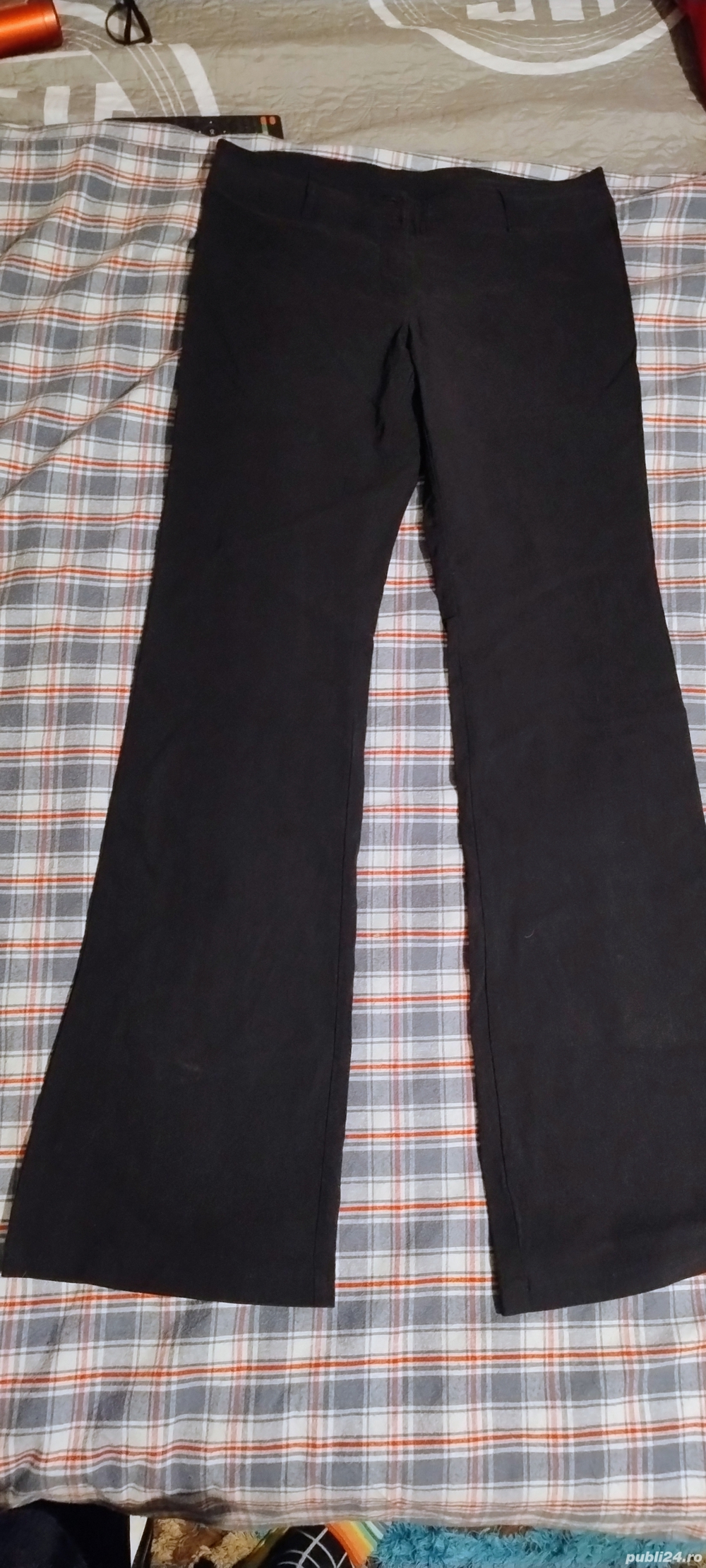 Pantaloni 100 bucata 