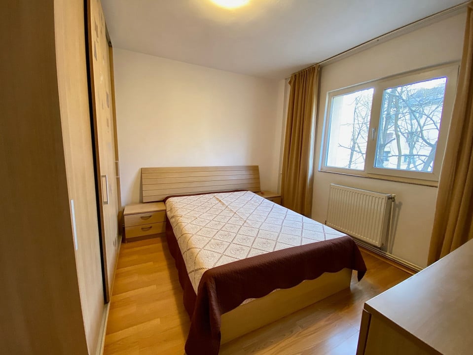 Apartament 2 camere DECOMANDAT CUG, str. HLINCEA!