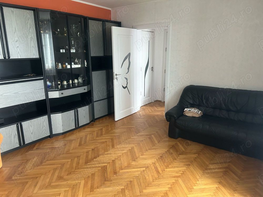 Ofer spre inchiriere apartament 2 camere , balcon, 1 Decembrie Liviu Rebreanu