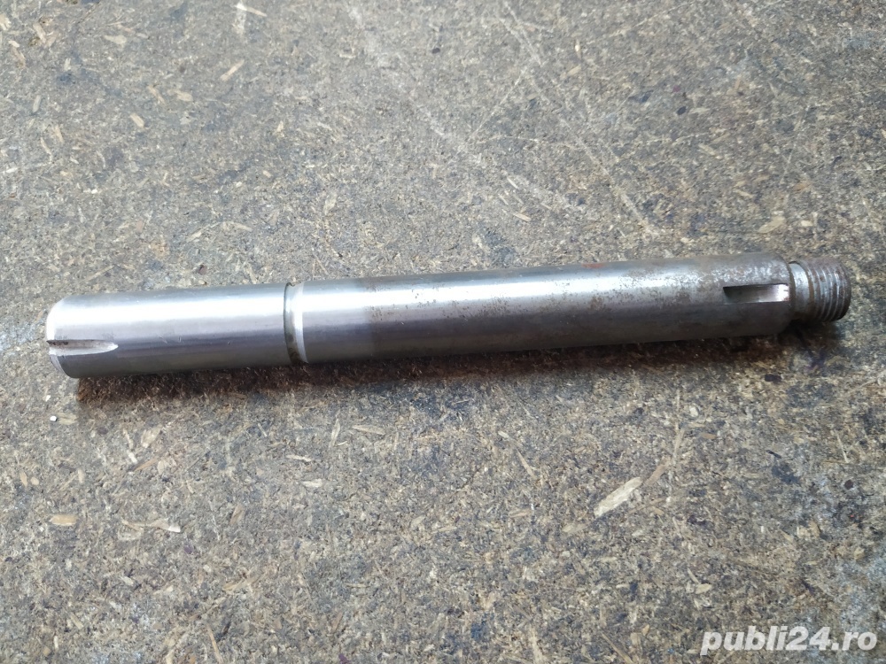 Ax pompă apă Saviem 