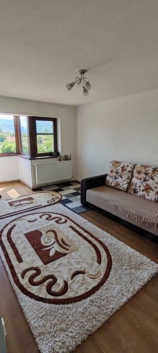 Apartament 2 cam de vanzare, 55 MP, et 3, STUPINI