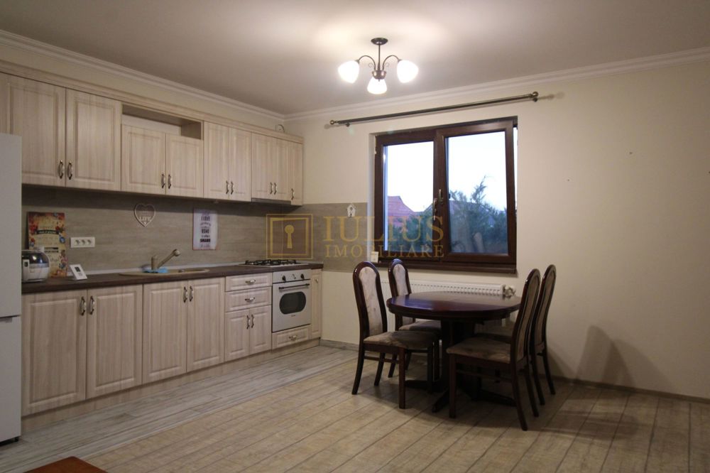 Apartament 3 camere modern zona foarte linistita + 2 locuri de parcare