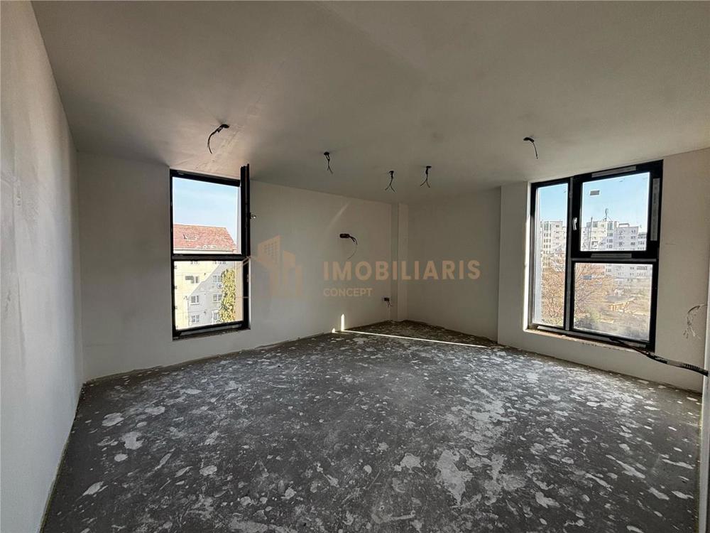 Apartamente 3 camere bloc nou