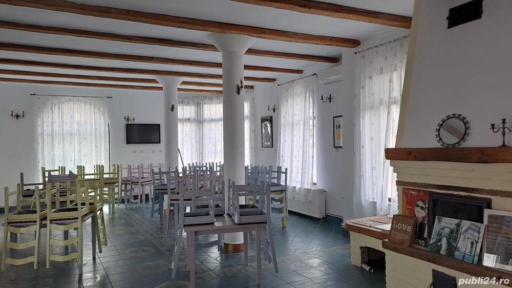 restaurant si pensiune ultracentral,  de vanzare sau inchiriere Baile Felix