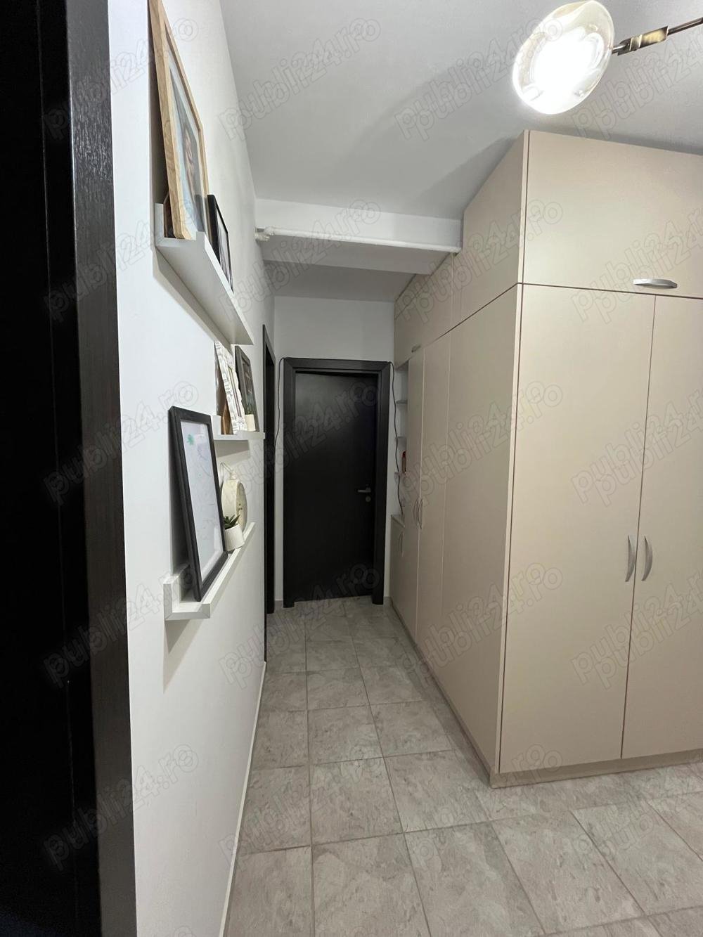 Apartament de 3 camere zona SANPETRU,complex Subcetate