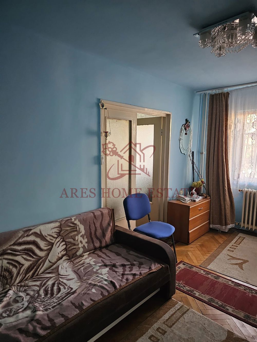 Apartament cu 2 camere. Etaj 1. Aproape de Unicarm- Sagului