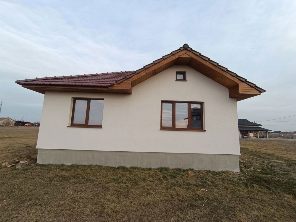 Casa de vanzare în Livada, Arad – Ideala pentru familii!