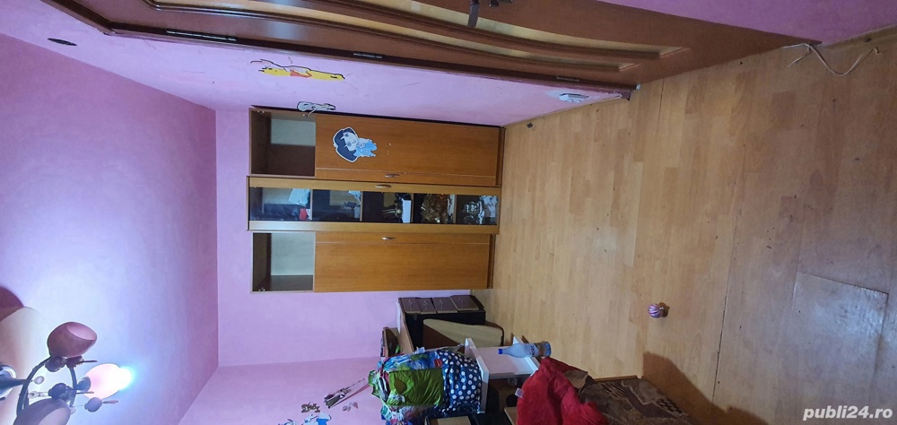 vând apartament Petroșani  vând apartament Petroșani