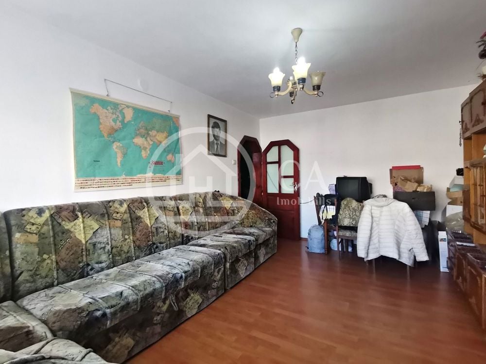 Apartament de vânzare cu 3 camere în zona Iosia , Oradea