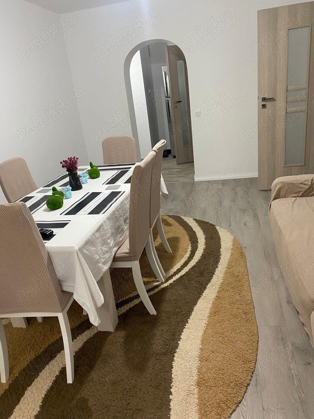 Apartament 4 camere Titan