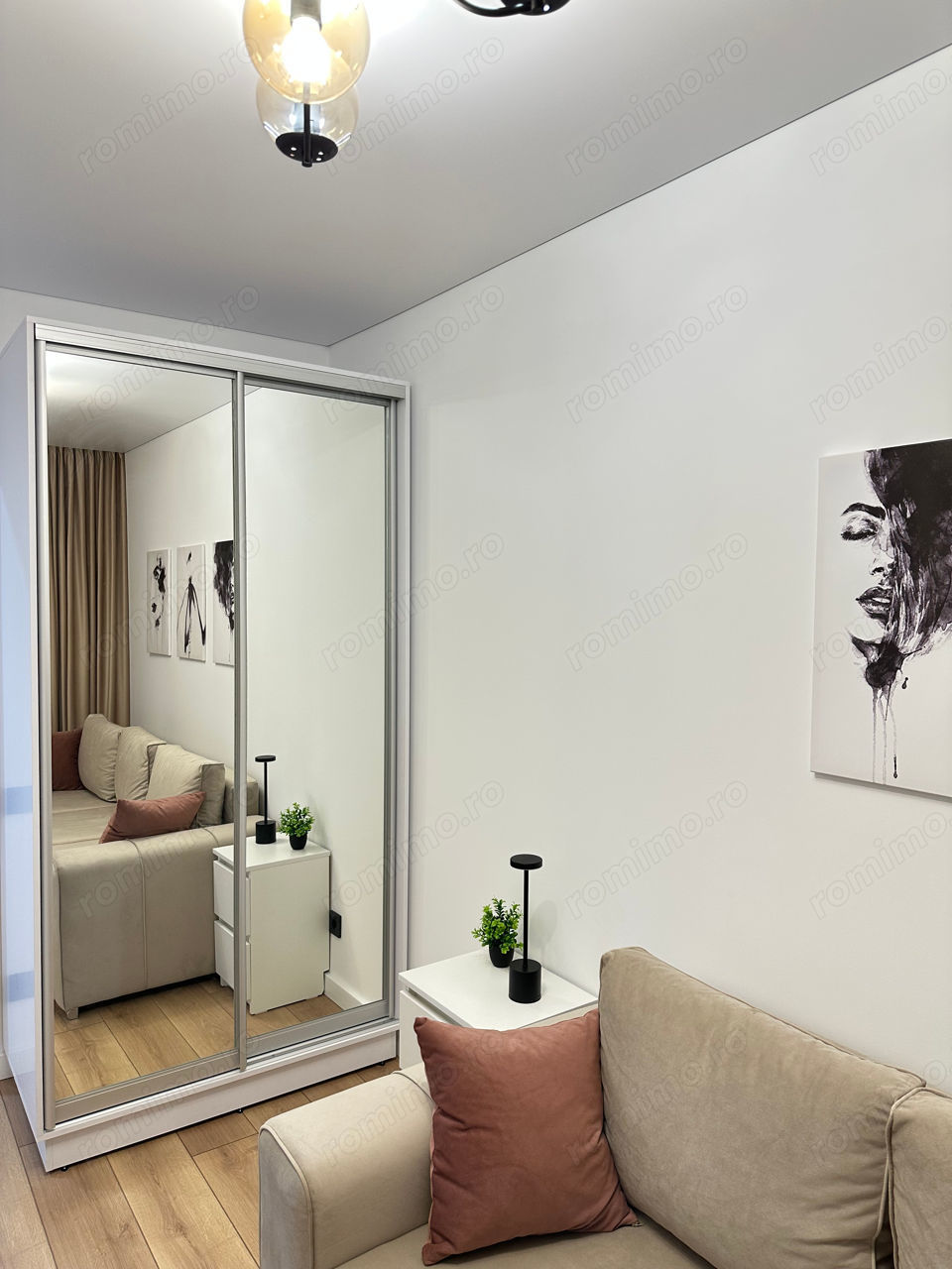 Apartament cu 2 camere de vanzare in zona Aparatorii Patriei