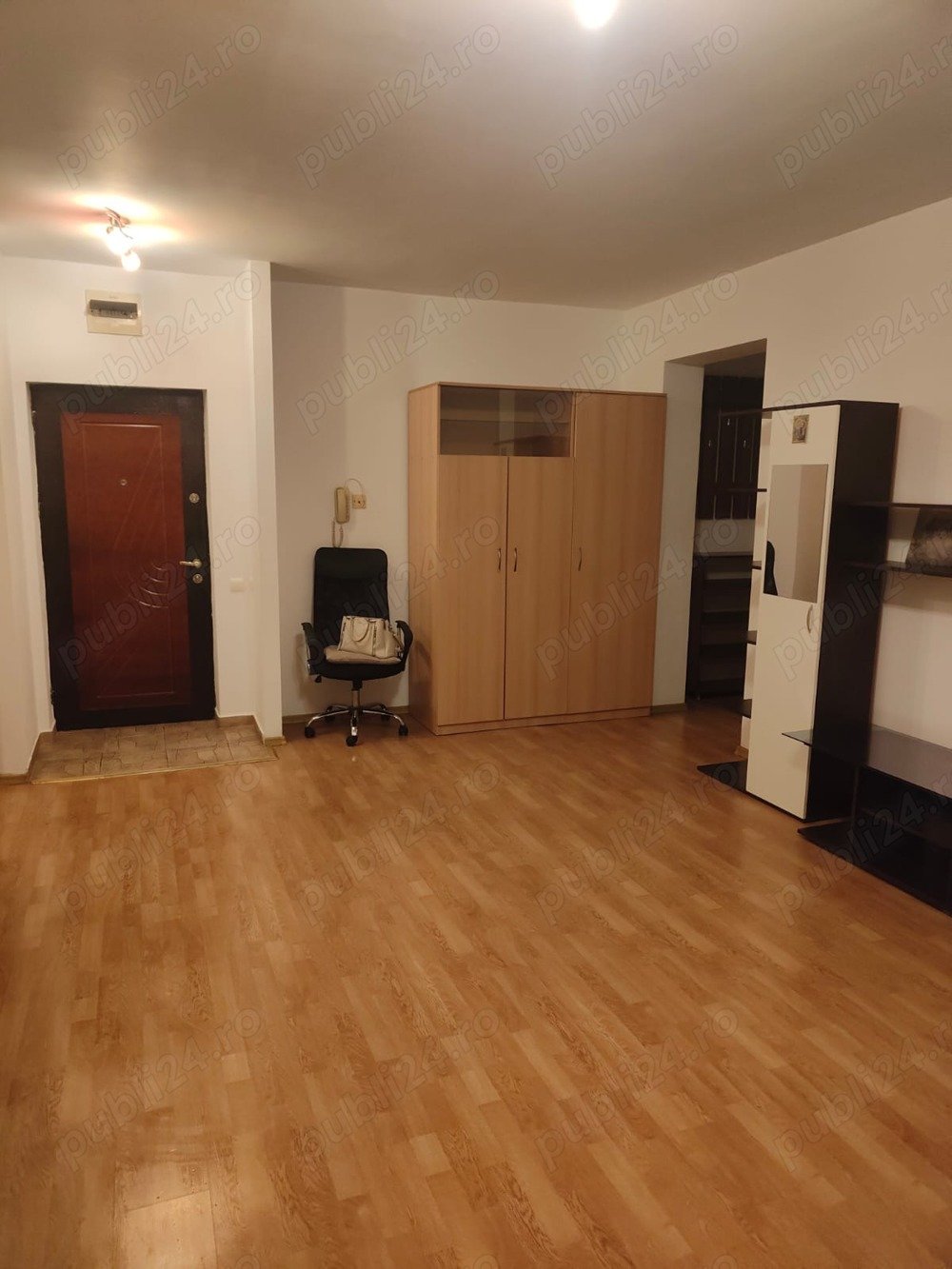 Închiriere apartamente 58mp utili+12 mp balcon piața Rahovei bloc Y