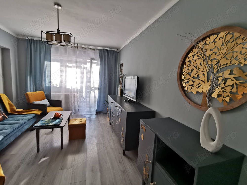 Ultracentral Iași, apartament 2 cam, complet renovat, utilat, mobilat. Proprietar.