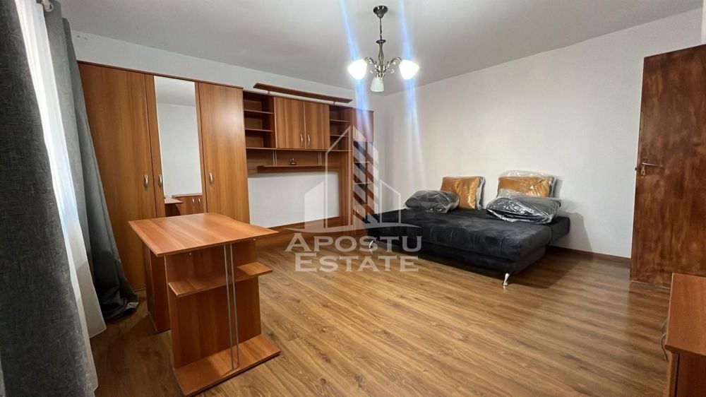 Apartament cu o camera decomandat, zona Mircea cel Batran