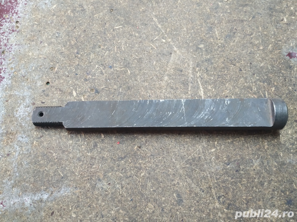 Bulon centru arc spate Raba