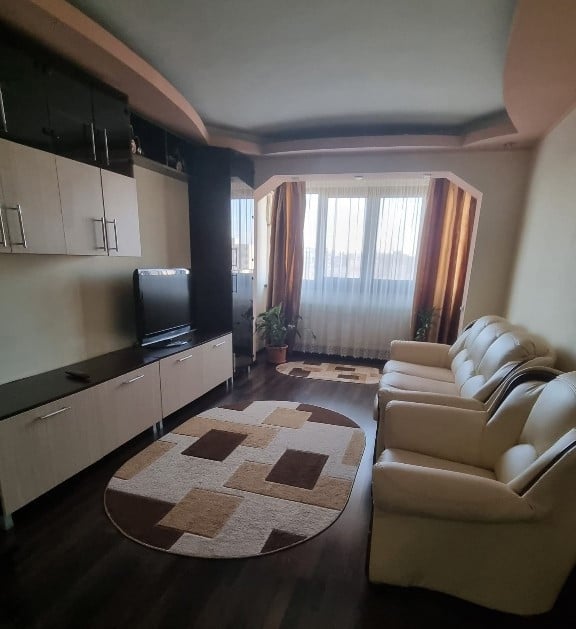 Nr.617. Apartament mobilat, semidecomandat, în zona Berceni