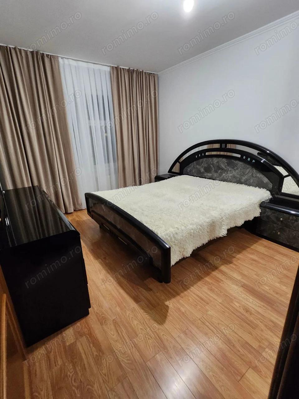 3 camere in zona Titan