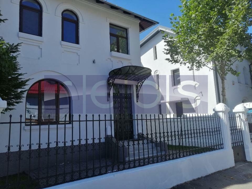 VANZARE VILA KISELEFF | 100MP CURTE | RENOVATA INTEGRAL | LOC PARCARE