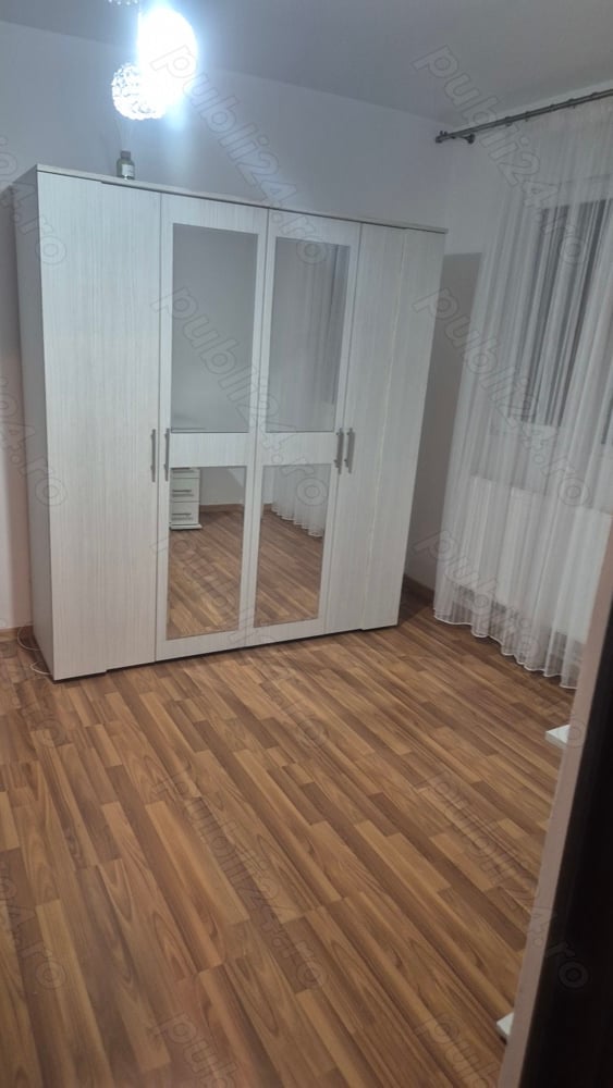 Închiriez apartament cu o camera