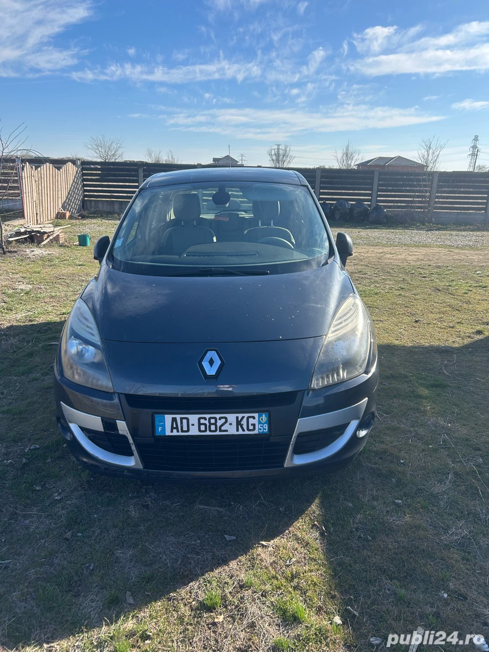 Renault scenic 3 , an 2010 , 200000 om , motor 1500 , 110 cp