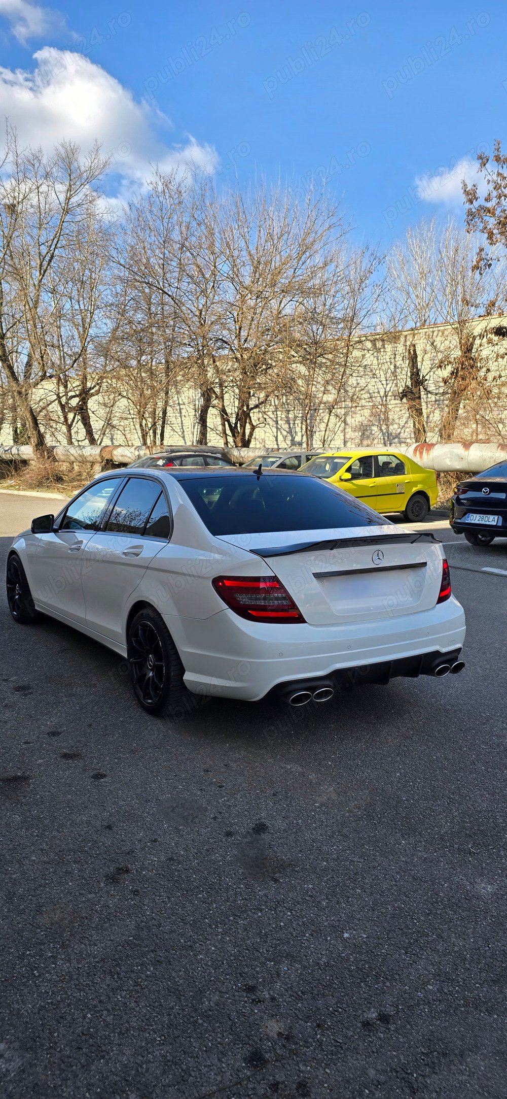 Mercedes-Benz w204 c18 km