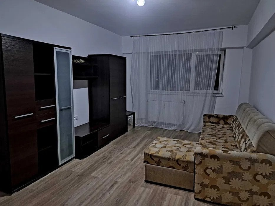 Apartament de 2 camere, decomnadat, 55 mp, zona Aparatorii Patriei