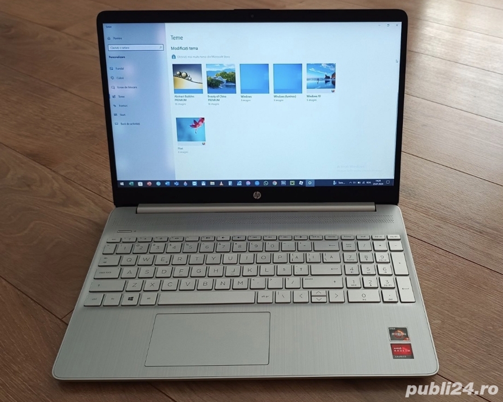 Laptop HP 15" AMD Ryzen 3