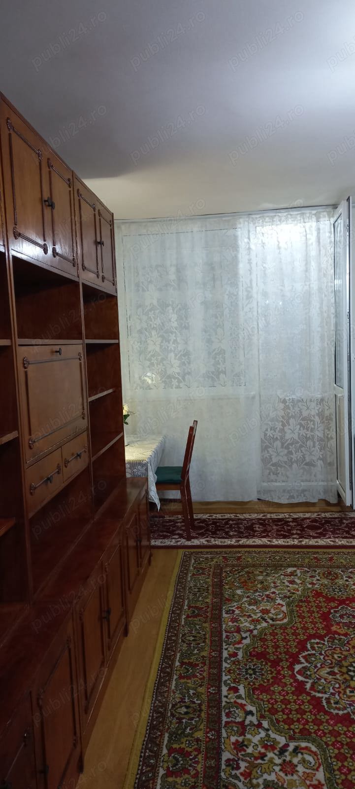 Persoană fizică închiriez apartament 1 camera