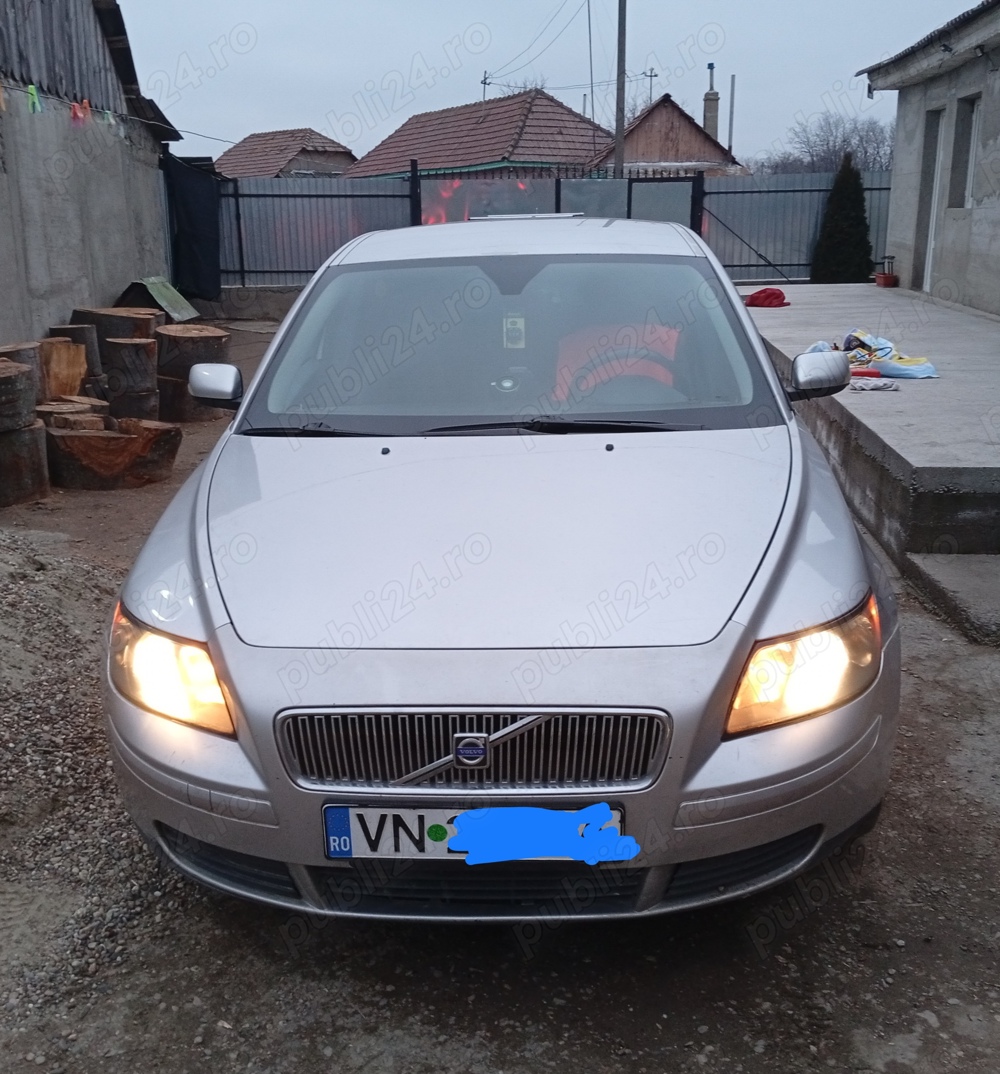 vând Volvo V50