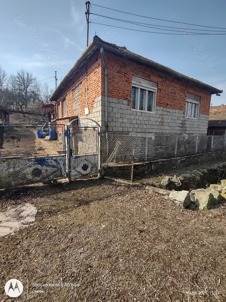 De vanzare casa in sat Rostoci, comuna Plescuta