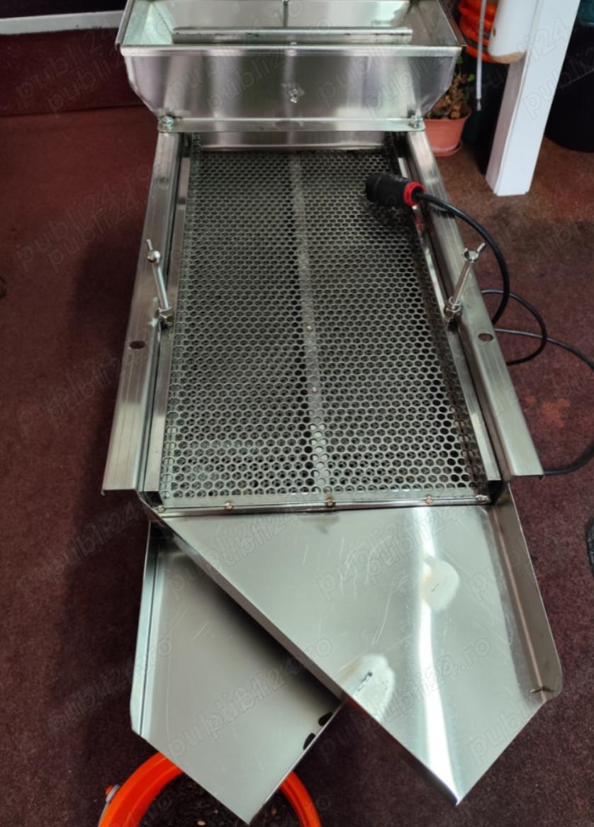 Selector seminte soreata, filtru ulei, masina de imbuteliat