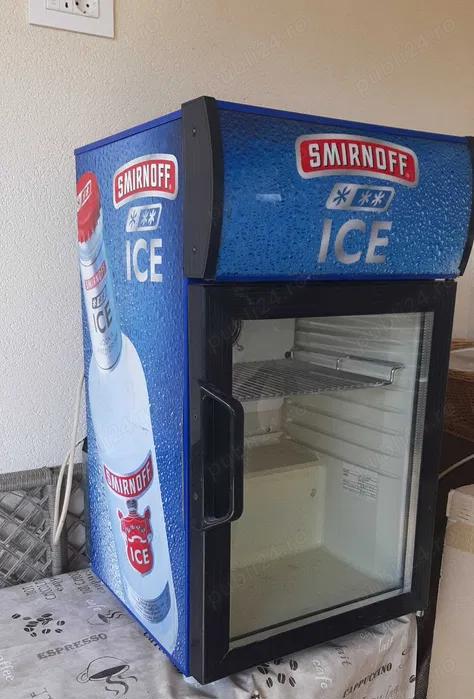 Vand frigider vinuri bauturi