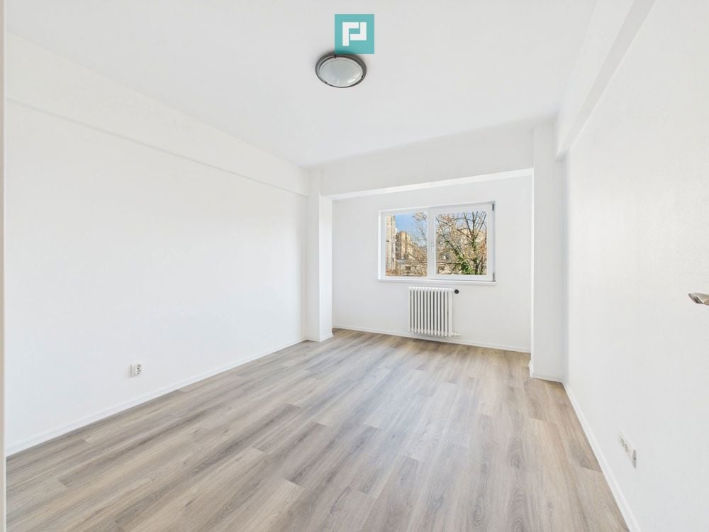 Apartament complet renovat de închiriat în Piața Kogălniceanu