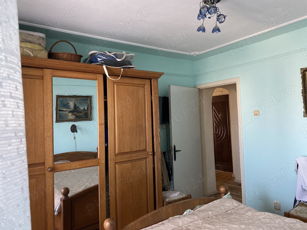 Vând apartament 2 camere, oraș Calarasi