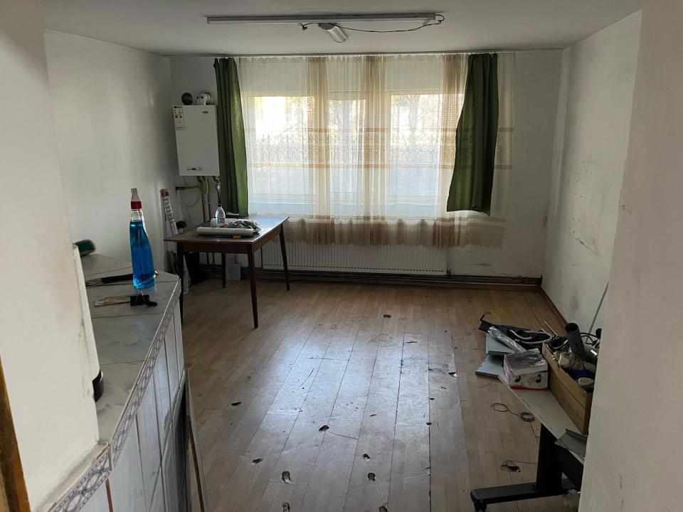 Apartament 2 camere decomandat Sos. Iasi-Voinesti