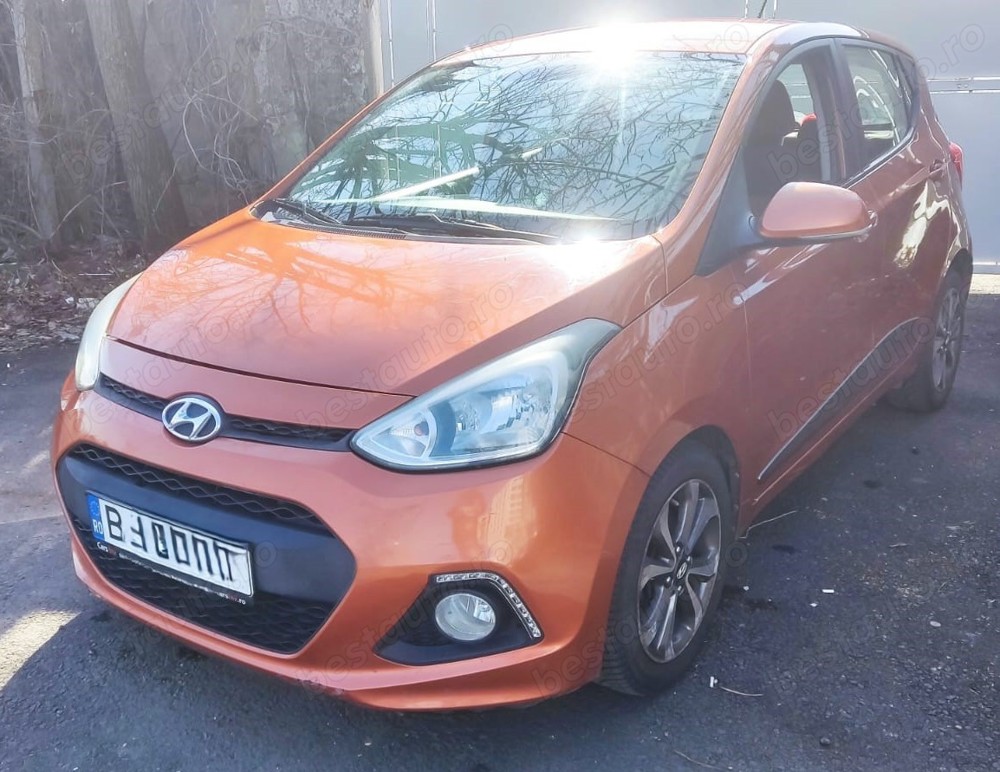 Vand  Hyundai  i10 1.2 benzina 4 cilindri aspirat  87 CP  an 2013  