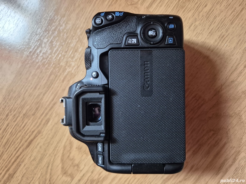 Aparat foto Canon E 250 impecabil 